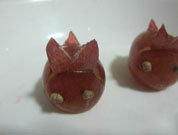 葡萄这样切就成一只兔子,也可以是一朵花