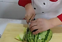 家庭自制简单的水果拼盘,只要西瓜橙子