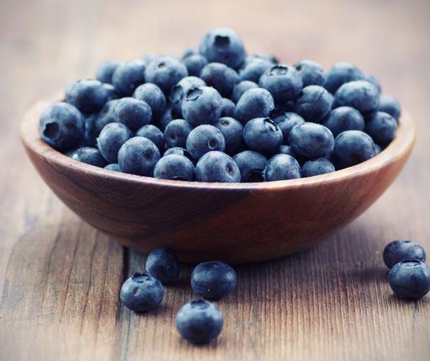 蓝莓是什么季节的水果 蓝莓是不是秋天的水果