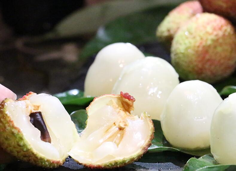 广西灵山荔枝图片,美味的妃子笑荔枝