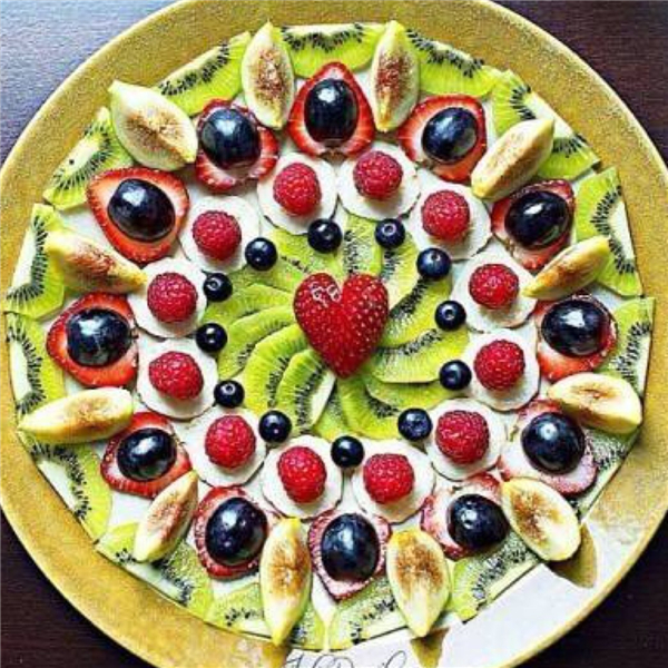 简单又好看的水果拼盘,用来招待朋友的不二之选