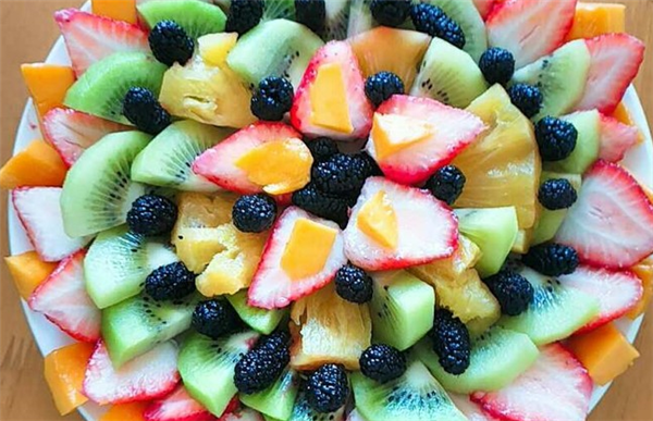 七夕节送女朋友的水果拼盘,浪漫的花语水果拼盘图片