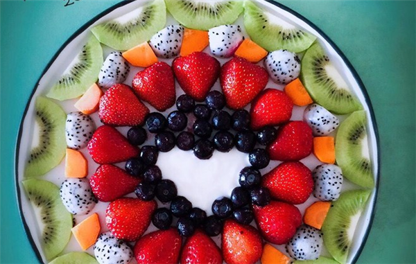 七夕节送女朋友的水果拼盘,浪漫的花语水果拼盘图片