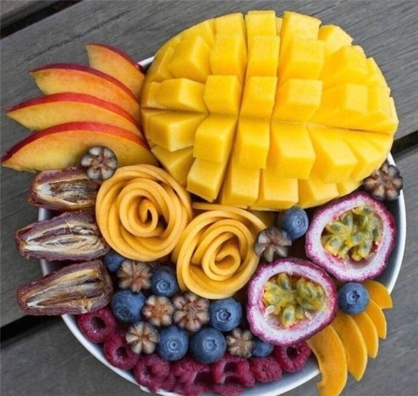 芒果创意水果拼盘图片,这样吃芒果又会爱上
