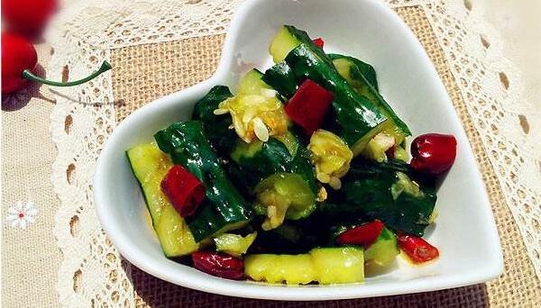 杨桃好吃吗,杨桃不能和什么一起吃