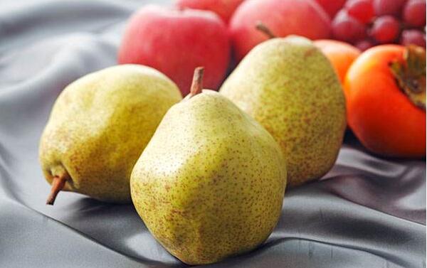 柿子和香蕉能一起吃吗，柿子和什么水果不能一起吃