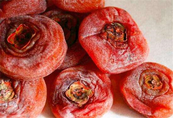 柿子干和什么不能一起吃，柿饼不能和什么一起吃