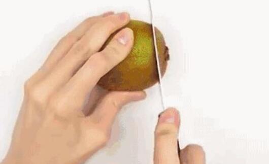 最简单漂亮的水果拼盘,奇异果荷花水果拼盘图片简单好看