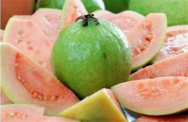 番石榴籽能吃吗,番石榴怎么吃籽