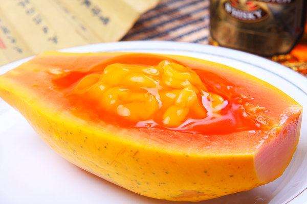 孕妇可以吃木瓜吗(早中晚期),孕妇可以吃酸木瓜吗