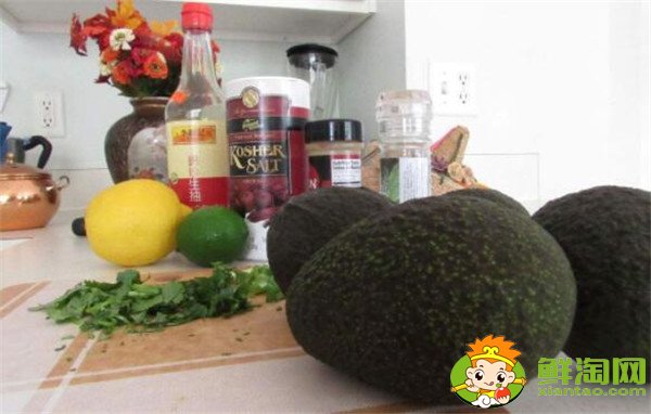 牛油果怎么挑,牛油果吃大个还是小个