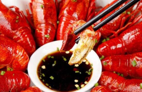 小龙虾是虾还是虫子,小龙虾怎么杀才干净