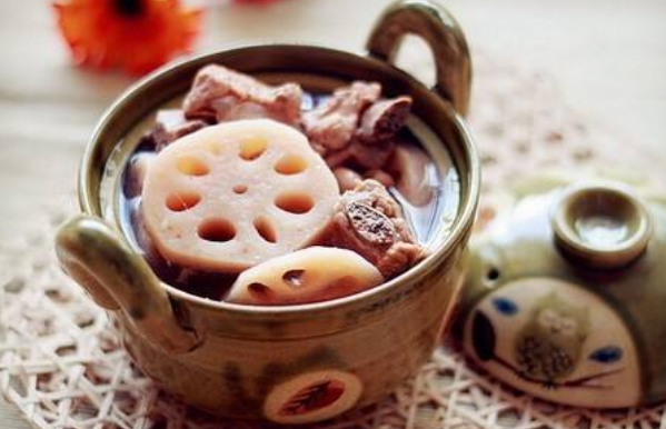 莲藕汤的做法,莲藕汤为什么要放绿豆