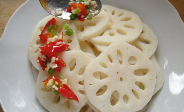 家常凉拌莲藕怎么做,凉拌莲藕的做法最简单