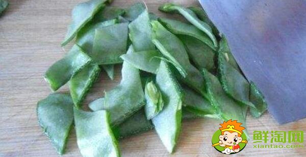 扁豆角怎么切好看,扁豆角怎么切斜块