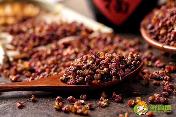 花椒能在塑料瓶里面存放吗,花椒真空包装可以存放多久