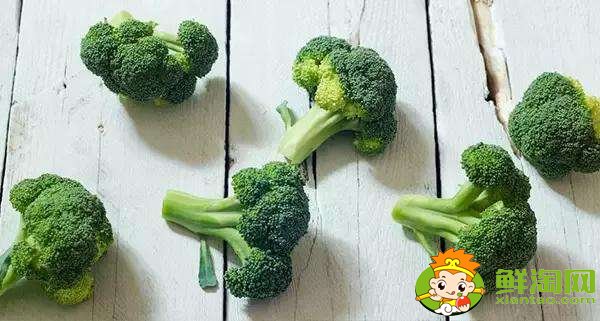 西兰花隔夜还能不能吃,西兰花发黑还能吃吗