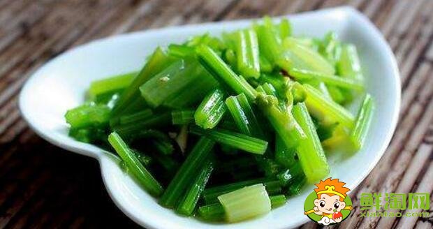 怎样炒芹菜更绿不褪色,怎样炒芹菜脆而不柴