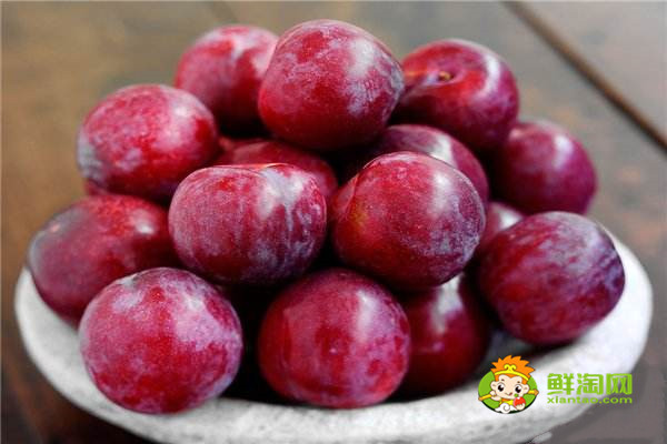 柿饼不能和什么一起吃,什么人不适合吃柿饼