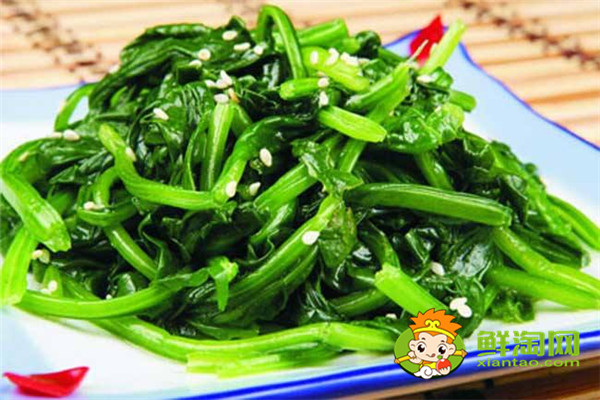 菠菜为什么要在水里过一遍,,菠菜煮久了还有营养吗