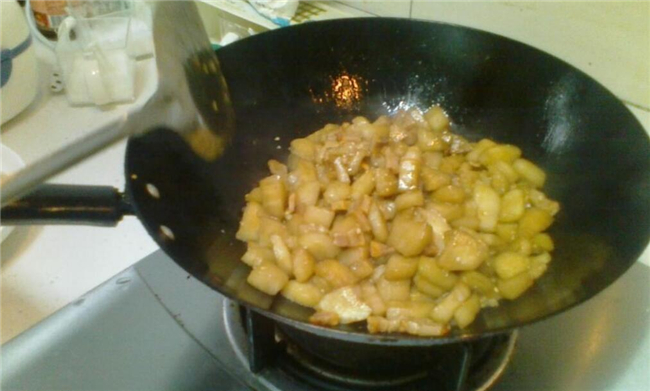 茄子做的清淡的方法,用甜面酱做味道更好