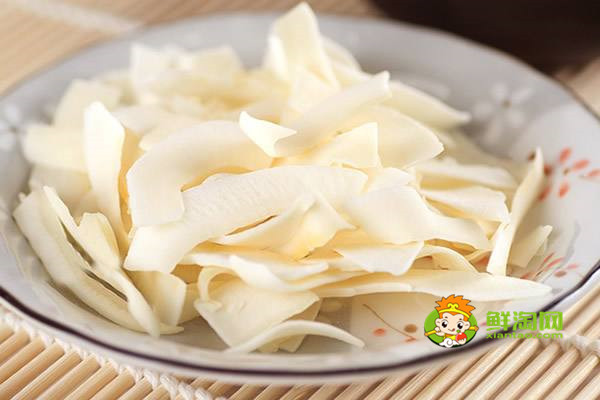 吃椰子肉有什么好处,椰子成熟的季节是几月