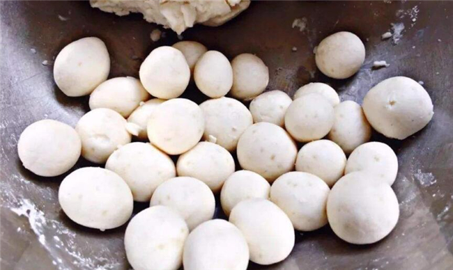 夏日甜品的家常做法,网红甜品做法家常大全窍门