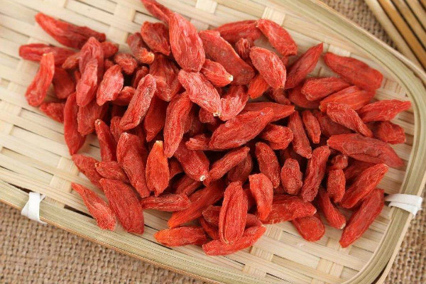 枸杞的功效与作用,枸杞加什么最补肾壮阳